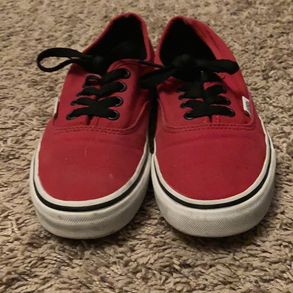 Red vans - Picture 4 of 4